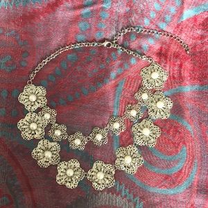 Statement necklace